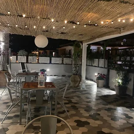 فندق مبيت وإفطار Terafi