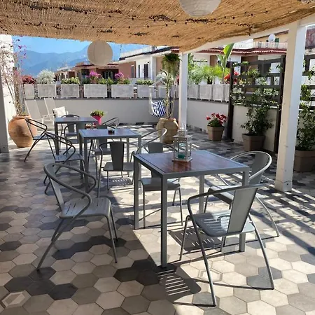 Terafi Bed & Breakfast 4*